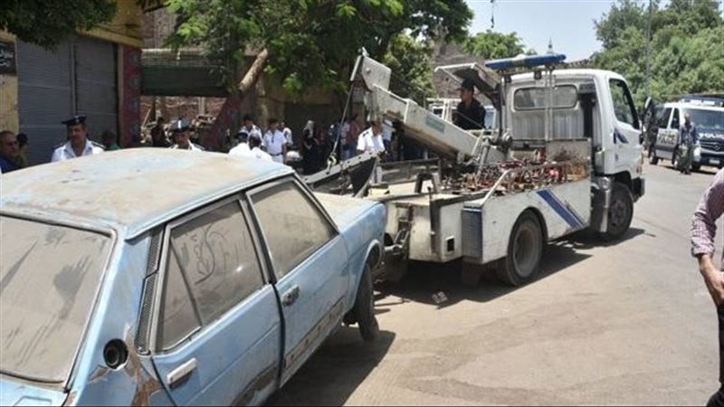 رفع 30 سيارة ودراجة نارية متروكة ومتهالكة من الشوارع فى جميع محافظات الجمهورية