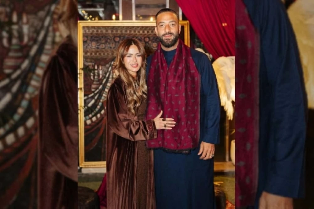 بعد حبس نجله 15 يوم علي ذمة التحقيق .. ميدو يطلب من محبيه الدعاء له ولزوجته ولأولاده