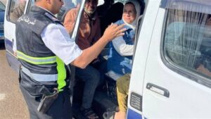 حملة مرورية مكبرة لضبط مخالفات السيرفيس في طنطا.. استجابةً لشكاوى المواطنين