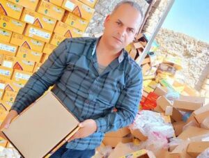 ضبط 6 أطنان “زبيب” مجهولة المصدر ومغشوشة داخل مصنع غير مرخص بالغربية