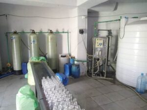 ضبط مصنع «بير سلم» لتعبئة مياه معدنية مغشوشة فى كفرالزيات بالغربية