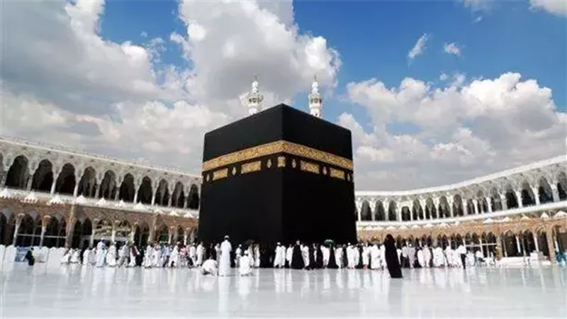 المملكة تحذر القادمين إليها خلال موسم الحج.. “لا حج بدون تصريح”