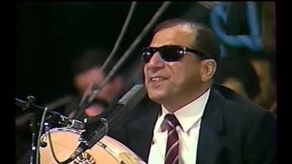 اليوم ذكرى وفاة سيد مكاوي.. صوت التراث المصري الذي لا يغيب