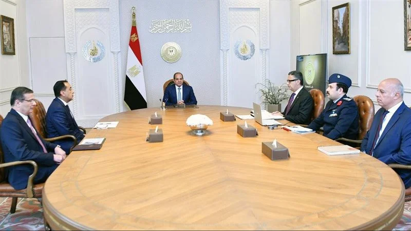 الرئيس السيسي يوجه باستخدام كل آليات ضبط السوق لتفادي غلاء الأسعار