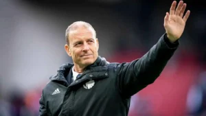 تساؤلات حول مصير الدنماركي ييس توروب مدرب الأهلي بعد الخسارة الفادحة من بيراميدز ؟