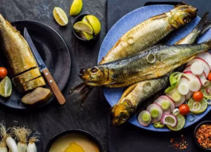 وزارة الصحة تحذر مرضي الضغط من الإفراط في تناول الأسماك المملحة مثل الفسيخ والرنجة