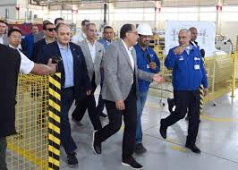 رئيس الوزراء يبدأ جولة تفقدية اليوم بعدد من الشركات الصناعية ببنها