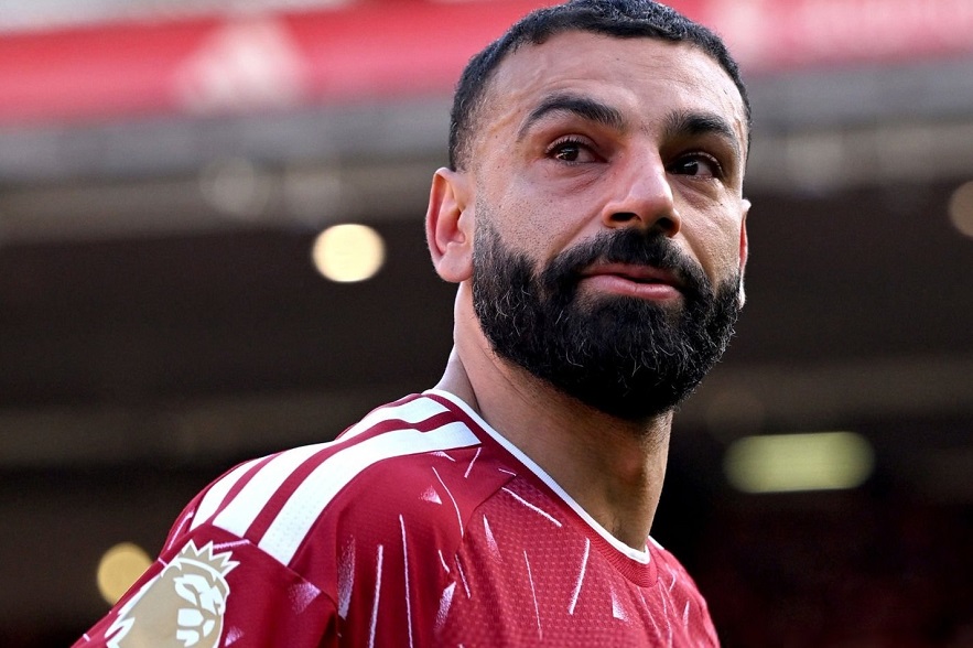 محمد صلاح باكيًا : كنت كطفل صغير لم أحلم بما حققته لكنني وصلت إليه