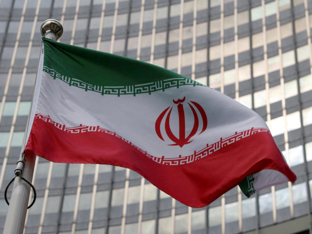 إيران تحذر من الاقتراب لمضيق هرمز دون التنسيق معها اولًا .. معتبرة أي تدخل أمريكي انتهاكًا لوقف إطلاق النار