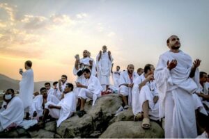 الجمعة القادمة ! تحرك أول رحلات تفويج الحجاج إلى المملكة العربية السعودية استعداداً لموسم حج 1447هـ