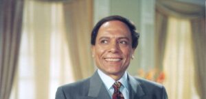 60 عاما من العطاء الفني والوجدان الشعبي في كل بيت .. اليوم نحتفل بعيد ميلاد الزعيم عادل إمام الذي أتم عامه 86