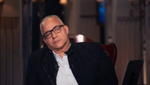 اتحمل جميع المصروفات الخاصة بالطفل بشكل كامل .. لعدم الوصول لحل ودي طليقة بيومي فؤاد ترفع 4 دعوي من بينهم النفقة