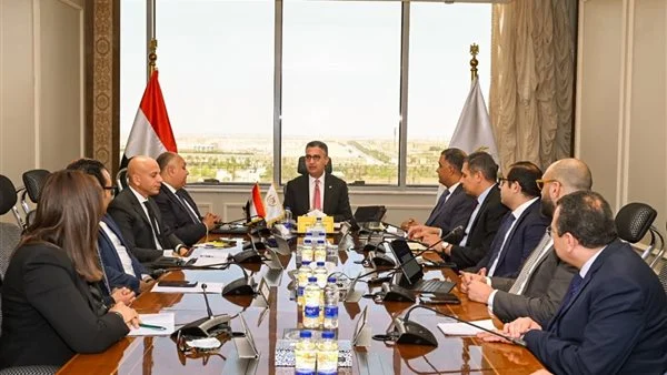 اجتماع وزير التموين لمتابعة منظومة كارت الخدمات الحكومية الموحد