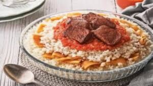 بمناسبة حلول عيد الأضحى المبارك .. طريقة عمل الفتة المصرية الأصلية