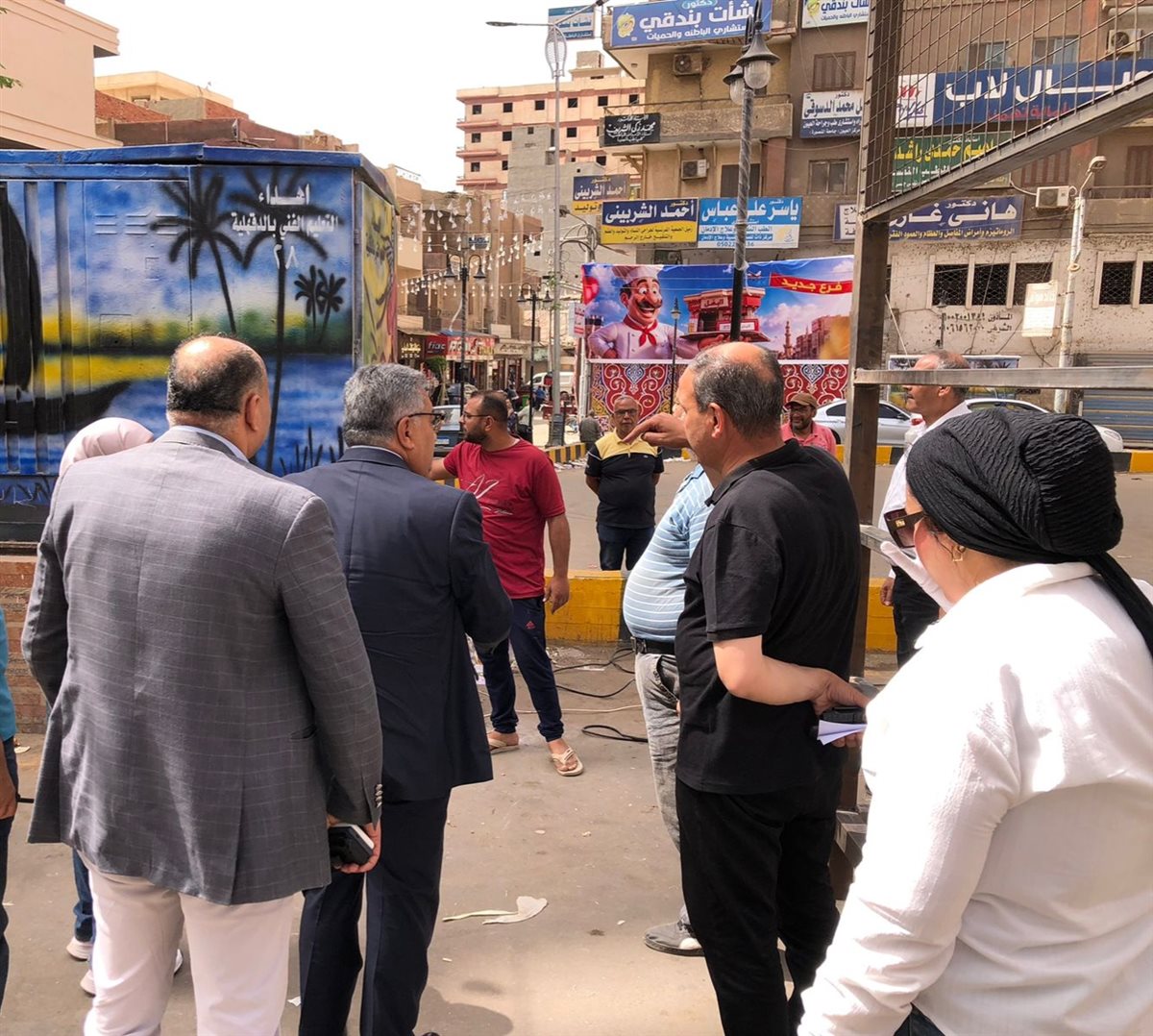 محافظ الدقهلية: استمرار تكثيف حملات النظافة ورفع الإشغالات بشكل يومي بشوارع المنصورة