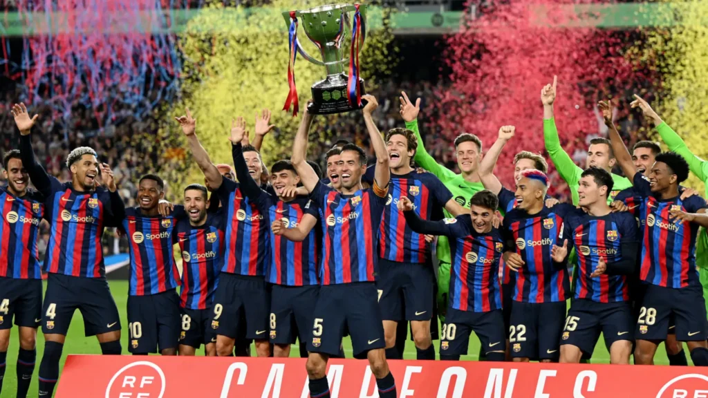 بعد تتويجه رسميًا بلقب الدوري الأسباني .. برشلونة ضيفًا على فالنسيا ضمن منافسات الجولة الأخيرة من عمر مسابقة الليجا