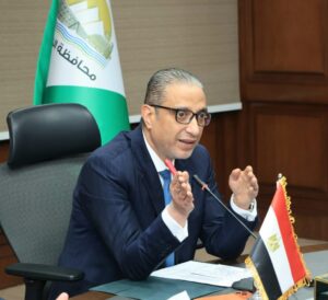 محافظ الجيزة خلال لقائه برؤساء الأحياء والمراكز والمدن: المرحلة الحالية تتطلب بذل أقصى درجات الجهد والعمل الميداني المستمر