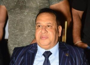 تفتيش مقر الإقامة لـنخنوخ بشكل دقيق وحصر أى أدلة مادية تفيد التحقيقات المتعلقة بواقعة اقتحام معرض سيارات القاهرة الجديدة