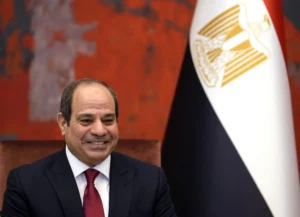 الرئيس السيسي يهنئ المنتخب المصري وشعب مصر بتحقيق أول انتصار في تاريخ مشاركات مصر بمنافسات كأس العالم