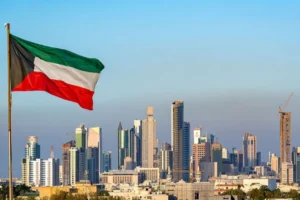 الجيش الكويتي يتصدى في الوقت الحالي لهجمات طائرات مسيّرة معادية إيرانية