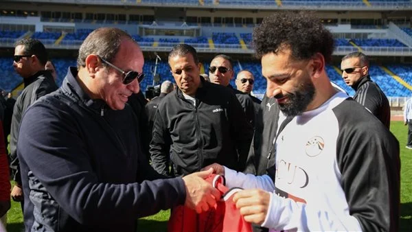 السيسي يوجه رسالة مؤثرة لمنتخب مصر بعد وداع المونديال: نفخر بكم وبإنجازكم