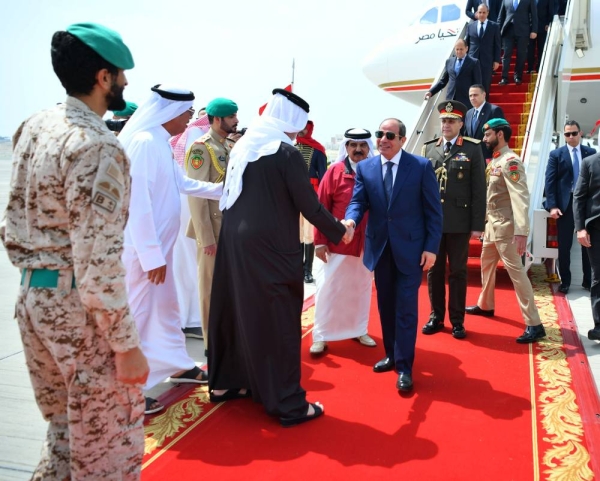 الرئيس السيسي يجري زيارة أخوية إلى البحرين ويؤكد: أمن الخليج امتداد للأمن القومي المصري