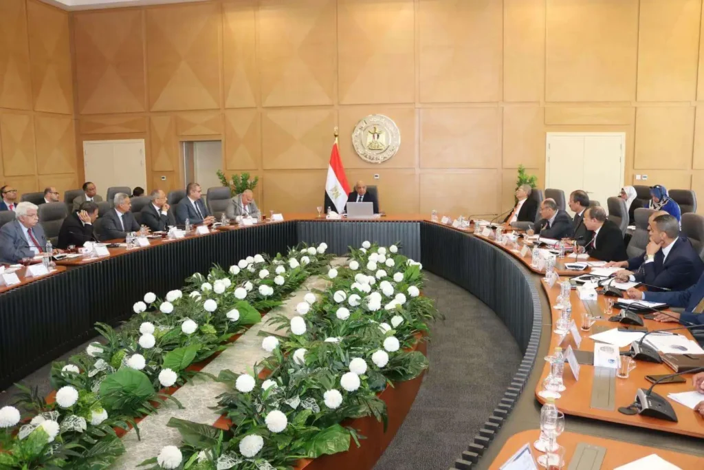 قرار وزاري عاجل بشأن اللمبات الكهربائية يهم جميع المواطنين