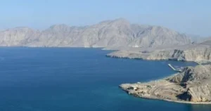 إيران تبادل وجهات النظر مع الوفد العمانى بشأن آليات إدارة مرور السفن بمضيق هرمز بمراعاة حقوق الدولتين الساحليتين