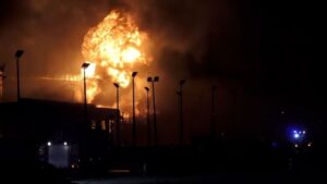 مسؤول أمريكى : الهجمات الأمريكية في إيران ⁠استهدفت أنظمة للدفاع الجوي وصواريخ سطح-جو ومواقع ⁠إطلاق مسيرات