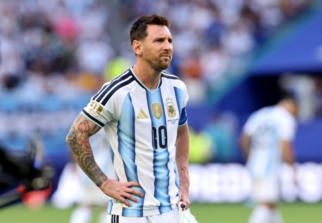 قبل مباراة مصر والأرجنتين بكأس العالم.. تاريخ مواجهات ميسي ضد المنتخبات العربية