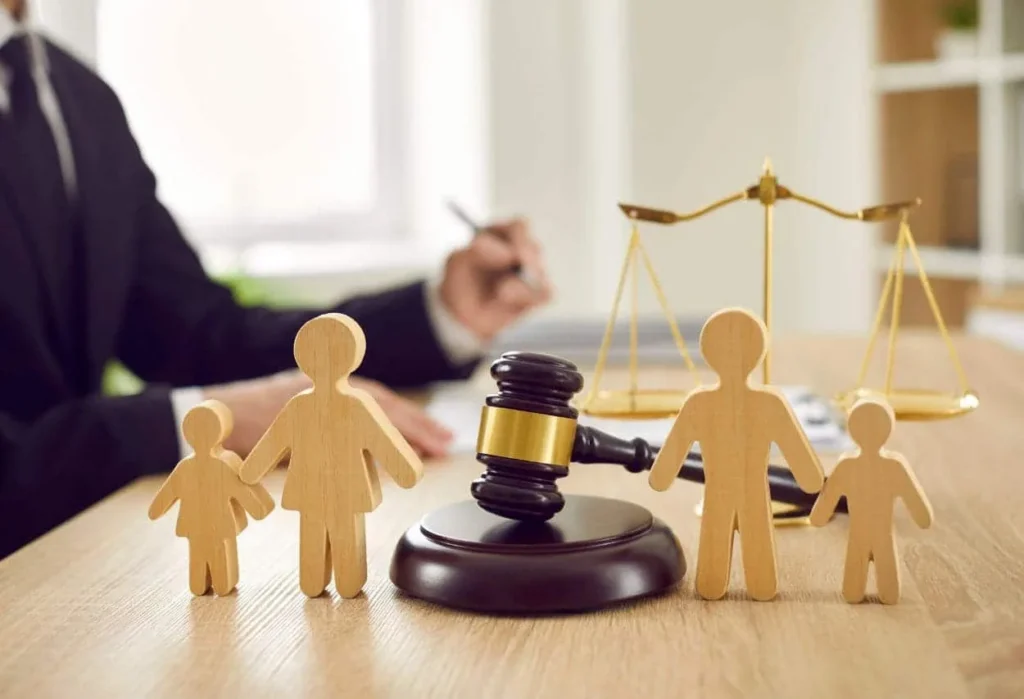 متى يجوز الاطلاع على الحسابات البنكية للزوج لتقدير قيمة النفقة ؟
