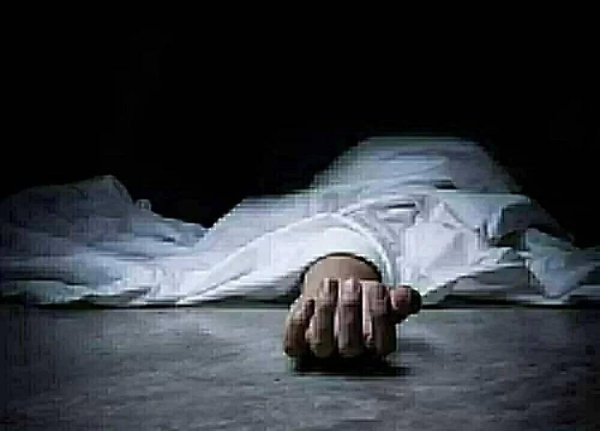 العثور على جثة مسن داخل مسكنه ببنها بعد انبعاث رائحة كريهة.. والتحريات تكشف الملابسات