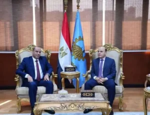 وزير العمل ومحافظ الغربية يبحثان ملفات العمل والاستثمار والتشغيل