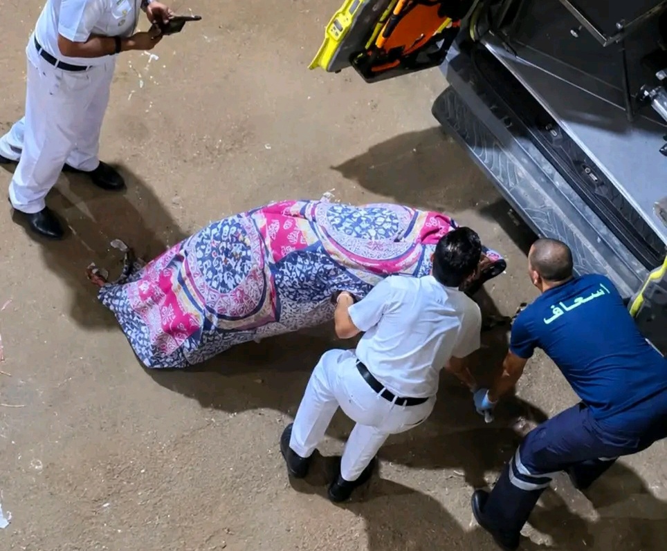كشف ملابسات مصرع زوجين وابنتهما داخل سيارة بمنطقة مصر القديمة