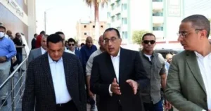 اليوم .. جولة ميدانية لرئيس الوزراء لتفقد مشروعات حياة كريمة بقرية سندبسط بزفتي