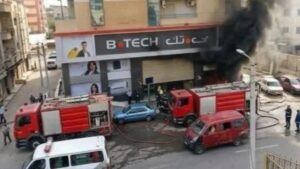 الدفع بـ 3 سيارات مطافىء.. الحماية المدنية بالغربية تخمد نيران حريق محدود بمول تجاري بطنطا