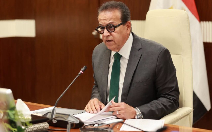 15 وفاة و32 مصابًا.. وزير الصحة يتابع تداعيات حادث انقلاب سيارة ربع نقل بالإسماعيلية