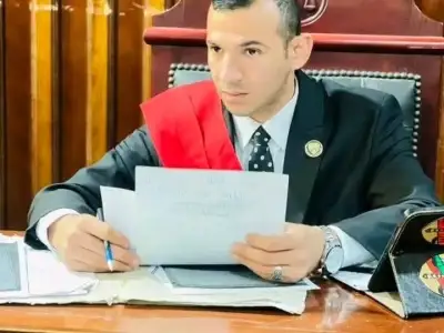 المحكمة : تأجيل قضية انتحال شخص لصفة قضائية لجلسة 1/9/2026