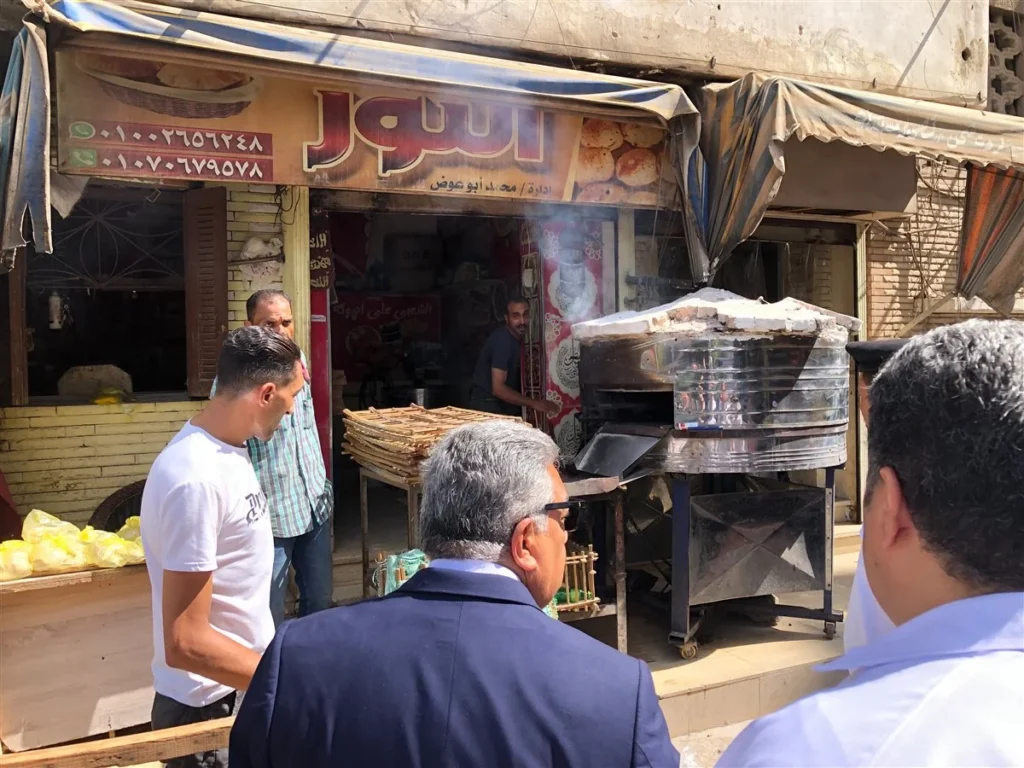 محافظ الدقهلية يقرر غلق فرن بمحيط مستشفى المنصورة التخصصي لحين استيفاء اشتراطات السلامة
