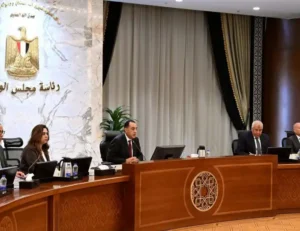 توجيهات عاجلة من رئيس الوزراء للمحافظين بشأن الأسواق
