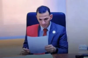 بعد قليل .. الحكم على المتهم في القضية المعروفة بـ”القاضي المزيف”