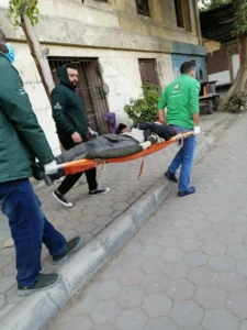 التضامن تنقذ مسن بلا مأوى بالمنصورة وتنقله إلى دار للرعاية