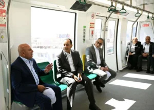 رئيس الوزراء يتفقد عددا من مشروعات وزارة النقل بمحافظتي الجيزة والقاهرة