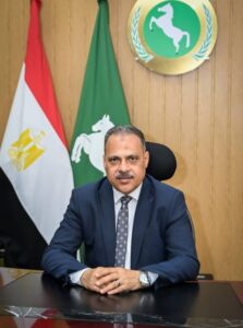محافظ الشرقية يصدر 20 قرارًا تأديبيًا بحق 41 من العاملين بالجهاز الإداري