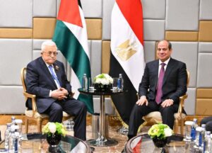 غدًا.. محمود عباس يزور مصر.. قمة مع السيسي لبحث تطورات القضية الفلسطينية
