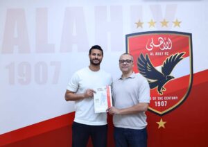 النادي الأهلي يمدد تعاقده مع محمد الشناوي حتى موسم 2027 – 2028