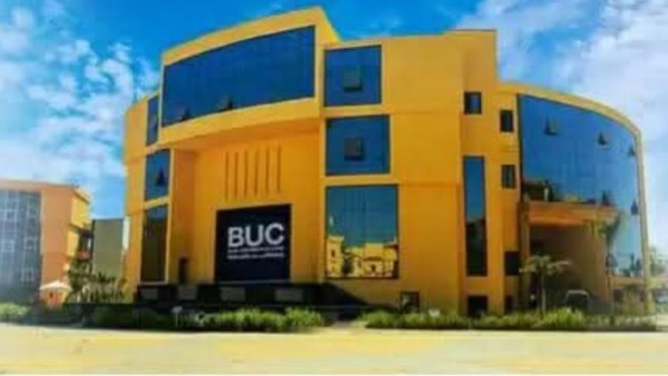 جامعة بدر بالقاهرة تحيل واقعة حفل التخرج للتحقيق.. لن نتهاون مع أي تجاوز