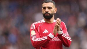 هل أخطأ محمد صلاح بالانتقال إلى طرابزون سبور؟