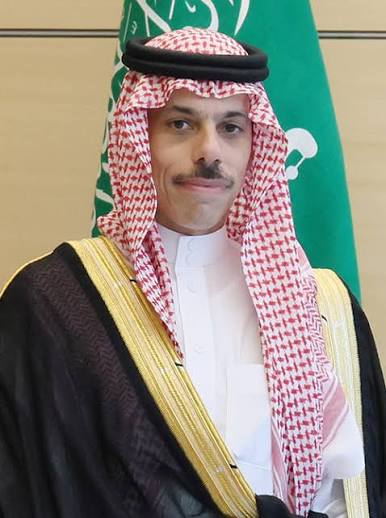 السعودية تدين هجوماً بالمسيرات استهدف خط أنابيب في الرياض والمدينة المنورة