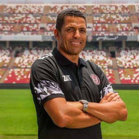 أزمة جديدة تضرب الأهلي قبل مباراة القمة أمام الزمالك